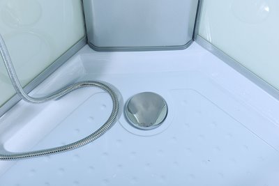 Kabina prysznicowa z sauną parową i hydromasażem półokrągła zabudowana biała 110x110 MO-0513DS