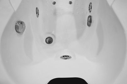 Wanna łazienkowa Spa z hydromasażem asymetryczna 160x78 cm MO-0310