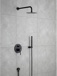 Czarny zestaw natryskowy podtynkowy Lungo Black Rea