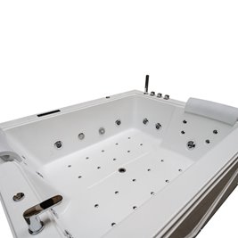 Wanna z hydromasażem Diablo 666 180x150