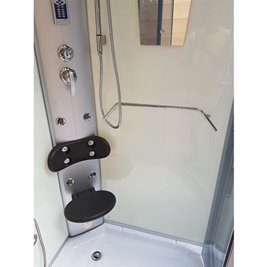 Kabina prysznicowa z hydromasażem niski brodzik białe ściany 90x90