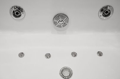 Wanna łazienkowa z hydromasażem Spa prostokątna 170x80 cm MO-0319