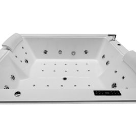 Wanna z hydromasażem Diablo 666 180x150