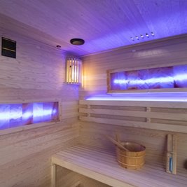 Sauna fińska 5 osobowa wysokotemperaturowa 6W Harvia 180x160 cm Lark5