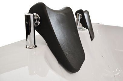 Wanna z hydromasażem asymetryczna 170x115 cm lewa MO-0205