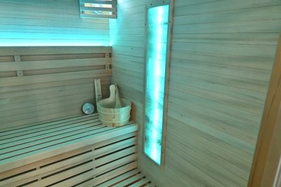 Sauna sucha fińska piec 8 KW Harvia BC80 + kamienie solne 180X160X200CM MO-TS4B Mazur