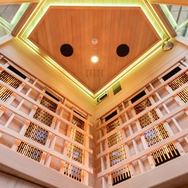 Sauna na podczerwień 3-osobowa 120x120 cm grzejniki kwarcowe i karbonowe Alta6 Infrared