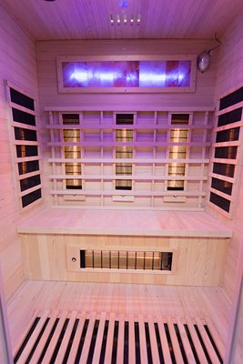 Sauna na podczerwień trzyosobowa panele sól himalajska 150X120X190CM MO-EA3R Infrared Mazur
