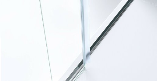 Próg aluminiowy do drzwi i kabin srebrny Swiss Liniger