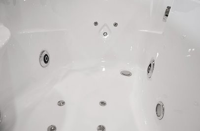 Wanna z hydromasażem narożna 150x100 cm MO-0202