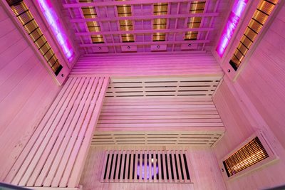 Sauna na podczerwień czteroosobowa panele sól himalajska 180X160X200CM MO-EA4R Infrared Mazur