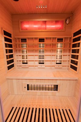 Sauna na podczerwień trzyosobowa panele sól himalajska 150X120X190CM MO-EA3R Infrared Mazur