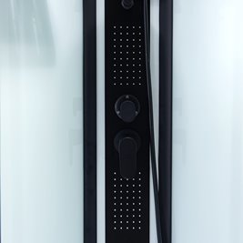 Kabina prysznicowa półokrągła zabudowana na wysokim brodziku 80x80 Nina