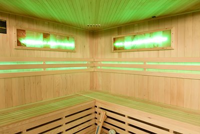 Sauna sucha fińska piec 8 KW Harvia BC80 + kamień solny 200X200X200CM MO-EA5CS Mazur