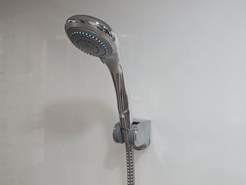 Prostokątna kabina z hydromasażem jasny środek 170x90 cm MO-0611B zdjęcie 9