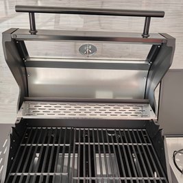 Grill gazowy ZEUS-B kolor czarny ruszt żeliwny moc 11,5 kW + pokrowiec + palnik boczny