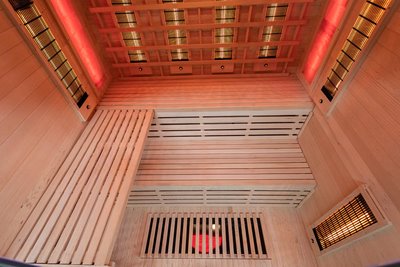 Sauna na podczerwień czteroosobowa panele sól himalajska 180X160X200CM MO-EA4R Infrared Mazur