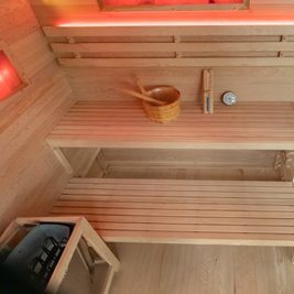 Sauna fińska 4 osobowa wysokotemperaturowa 6KW Harvia 180x160 cm Lark5-WD