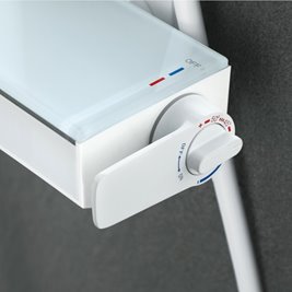 Biały zestaw prysznicowy natynkowy z termostatem F19-WH LCD