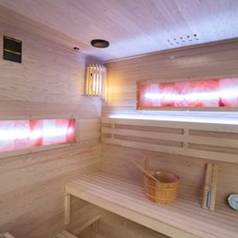 Sauna fińska 4 osobowa wysokotemperaturowa 6KW Harvia 180x160 cm Lark5-WD