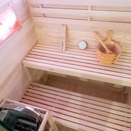 Sauna fińska 4 osobowa wysokotemperaturowa 4,5KW Harvia 140x150 cm Lark3-WD