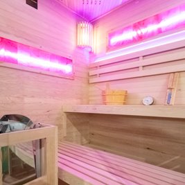 Sauna fińska 4 osobowa wysokotemperaturowa 6KW Harvia 150x150 cm Lark4-WD