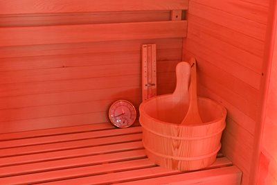 Sauna sucha fińska piec 8 KW Harvia BC80 + kamienie solne 180X160X200CM MO-TS4B Mazur