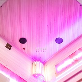 Sauna fińska 4 osobowa wysokotemperaturowa 6KW Harvia 150x150 cm Lark4-WD