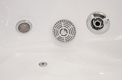 Wanna z hydromasażem asymetryczna 170x115 cm prawa MO-0205